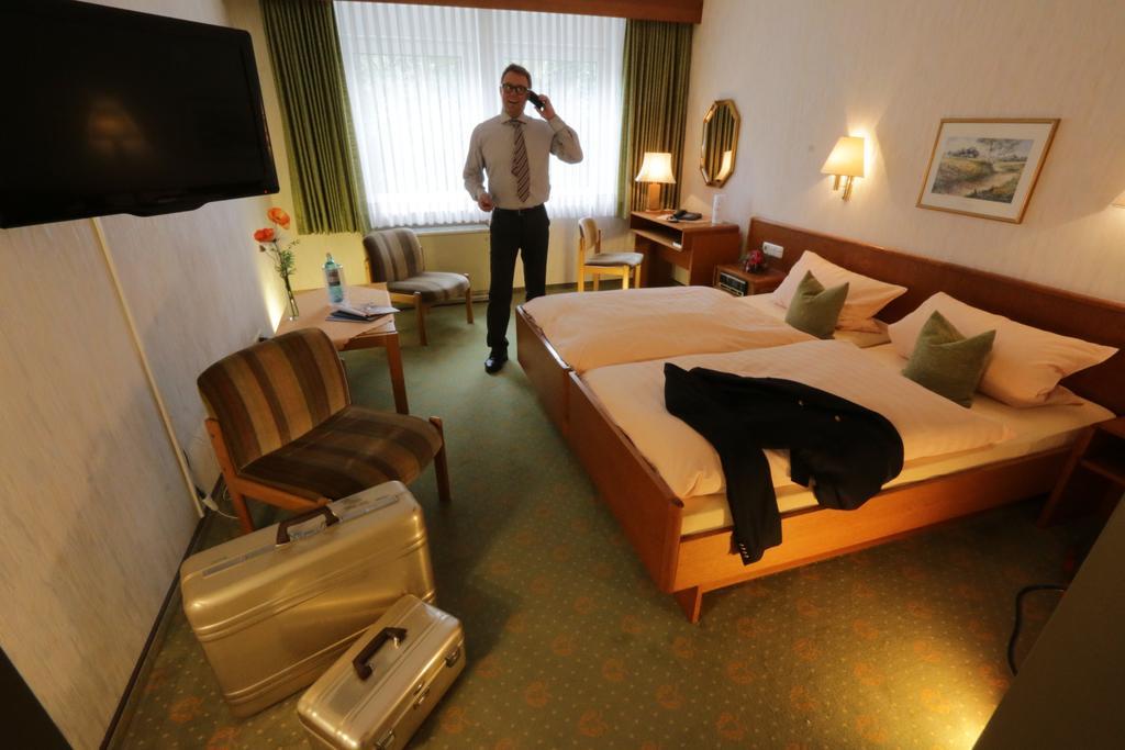 Hotel Niggemann Solingen Room photo